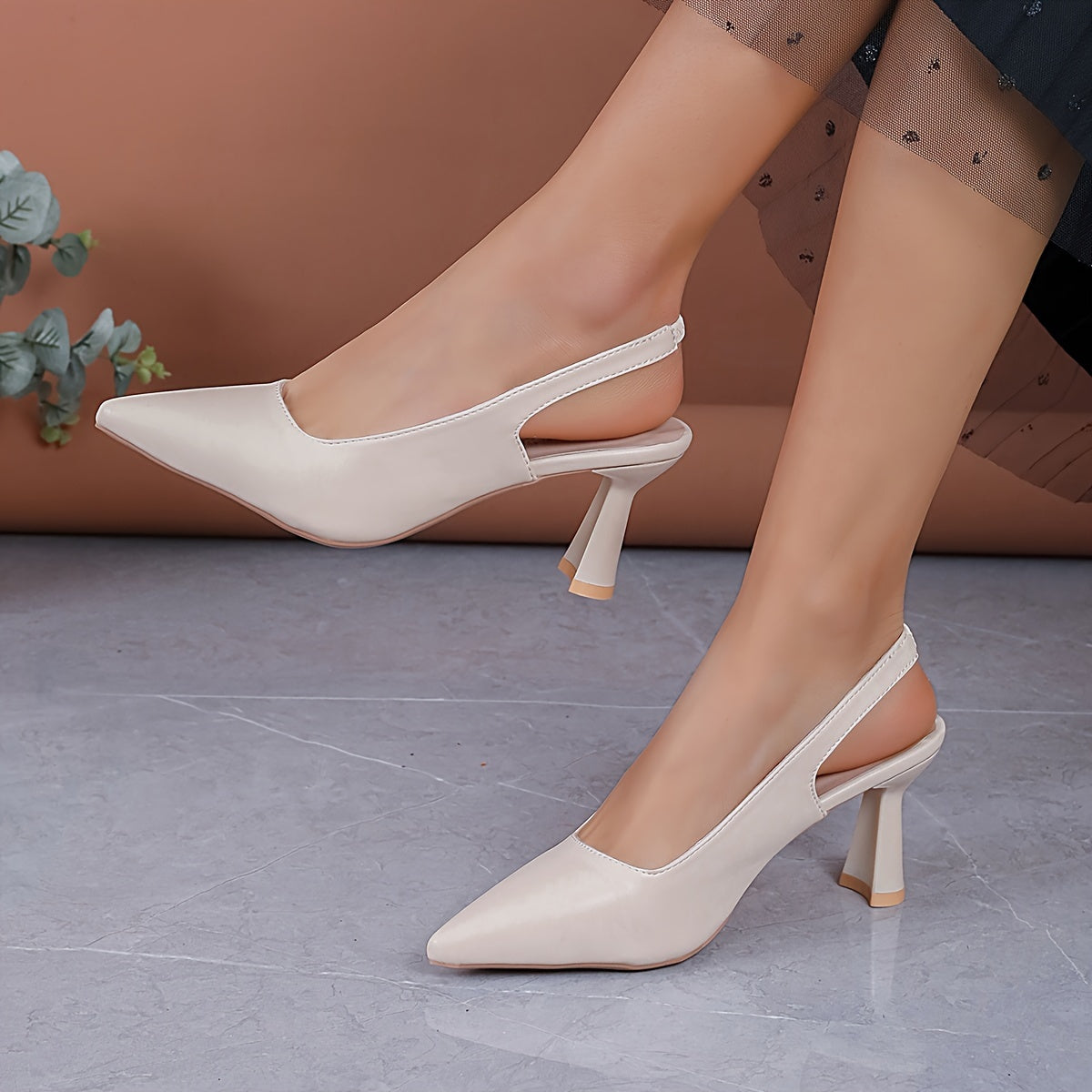 Sophia | Eleganckie szpilki z paskiem na pięcie